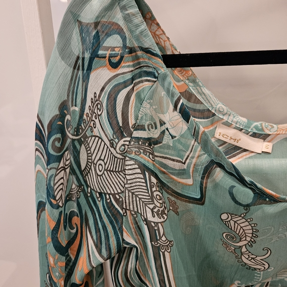 Sheer teal patterned shirt - Picture 1 of 2